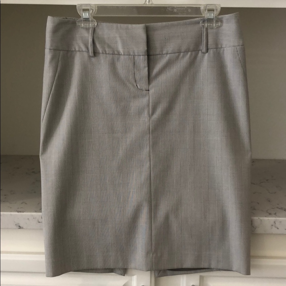 Express Gray Skirt with plaid detail on fabric